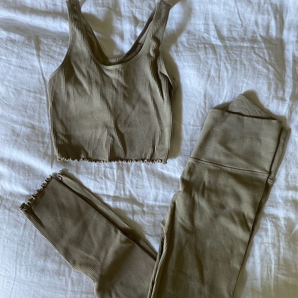 Spiritual Gangster set - Picture 3 of 3